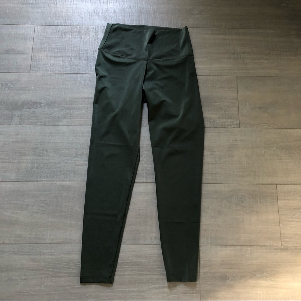 *MOVING EVERYTHING MUST GO* High rise aerie leggings